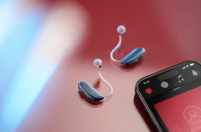 Appareils auditifs et téléphone : bien communiquer au téléphone avec ses aides auditives